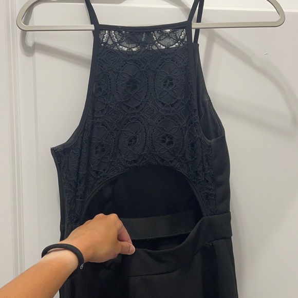 Little black dress! Not too short (even on taller gals)! - Picture 3 of 3